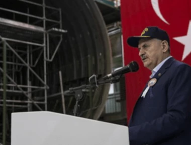 Μπ. Γιλντιρίμ: «Το τουρκικό Ναυτικό θα πνίξει τα γατάκια στο Αιγαίο»! (φωτό, βίντεο)